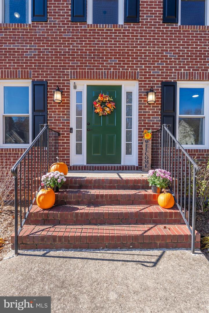 12004 MAJESTIC CT, FREDERICKSBURG, Virginia 22407, 4 Bedrooms Bedrooms, ,3 BathroomsBathrooms,Residential,For sale,12004 MAJESTIC CT,VASP2037430 MLS # VASP2037430