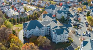 1621 LADUE CT #301, WOODBRIDGE, Virginia 22191, 2 Bedrooms Bedrooms, ,2 BathroomsBathrooms,Residential,For sale,1621 LADUE CT #301,VAPW2107308 MLS # VAPW2107308