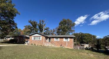 10918 WARWICK AVE, FAIRFAX, Virginia 22030, 4 Bedrooms Bedrooms, ,3 BathroomsBathrooms,Residential,For sale,10918 WARWICK AVE,VAFC2007304 MLS # VAFC2007304