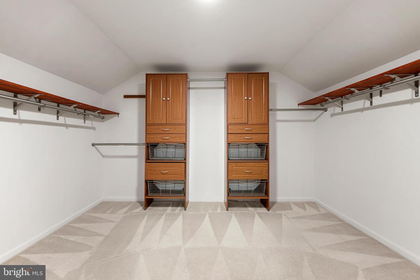 13780 HOLLY FOREST DR, MANASSAS, Virginia 20112, 4 Bedrooms Bedrooms, ,3 BathroomsBathrooms,Residential,For sale,13780 HOLLY FOREST DR,VAPW2107342 MLS # VAPW2107342