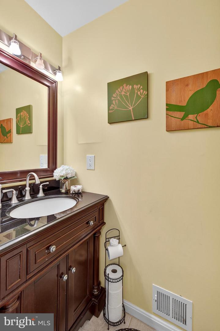 67 REYNOLDS CT, FRONT ROYAL, Virginia 22630, 4 Bedrooms Bedrooms, ,2 BathroomsBathrooms,Residential,For sale,67 REYNOLDS CT,VAWR2012720 MLS # VAWR2012720