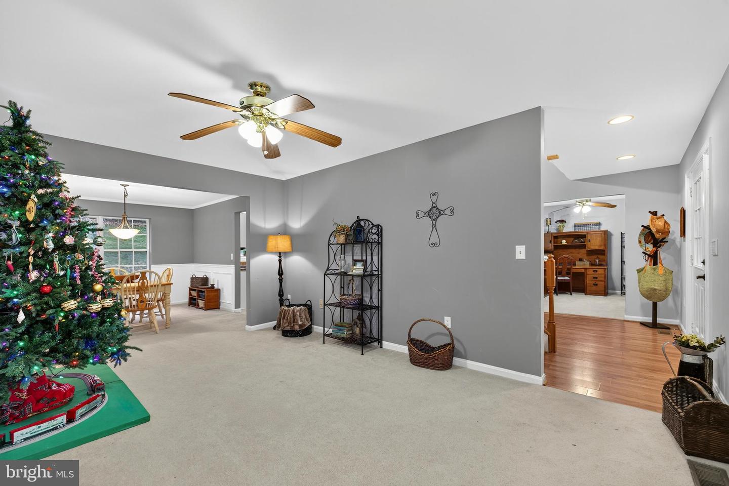 67 REYNOLDS CT, FRONT ROYAL, Virginia 22630, 4 Bedrooms Bedrooms, ,2 BathroomsBathrooms,Residential,For sale,67 REYNOLDS CT,VAWR2012720 MLS # VAWR2012720