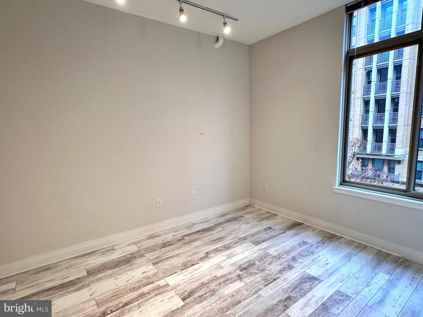 1201 N GARFIELD ST #408, ARLINGTON, Virginia 22201, 2 Bedrooms Bedrooms, ,2 BathroomsBathrooms,Residential,For sale,1201 N GARFIELD ST #408,VAAR2065762 MLS # VAAR2065762