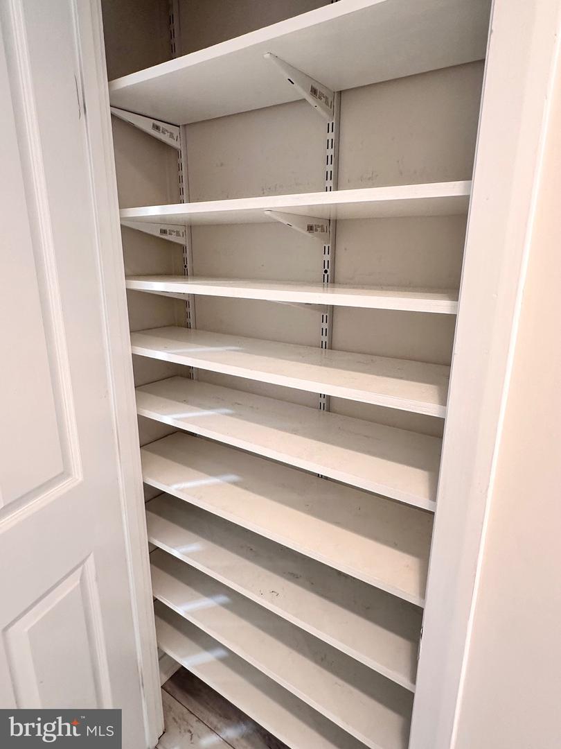 1201 N GARFIELD ST #408, ARLINGTON, Virginia 22201, 2 Bedrooms Bedrooms, ,2 BathroomsBathrooms,Residential,For sale,1201 N GARFIELD ST #408,VAAR2065762 MLS # VAAR2065762