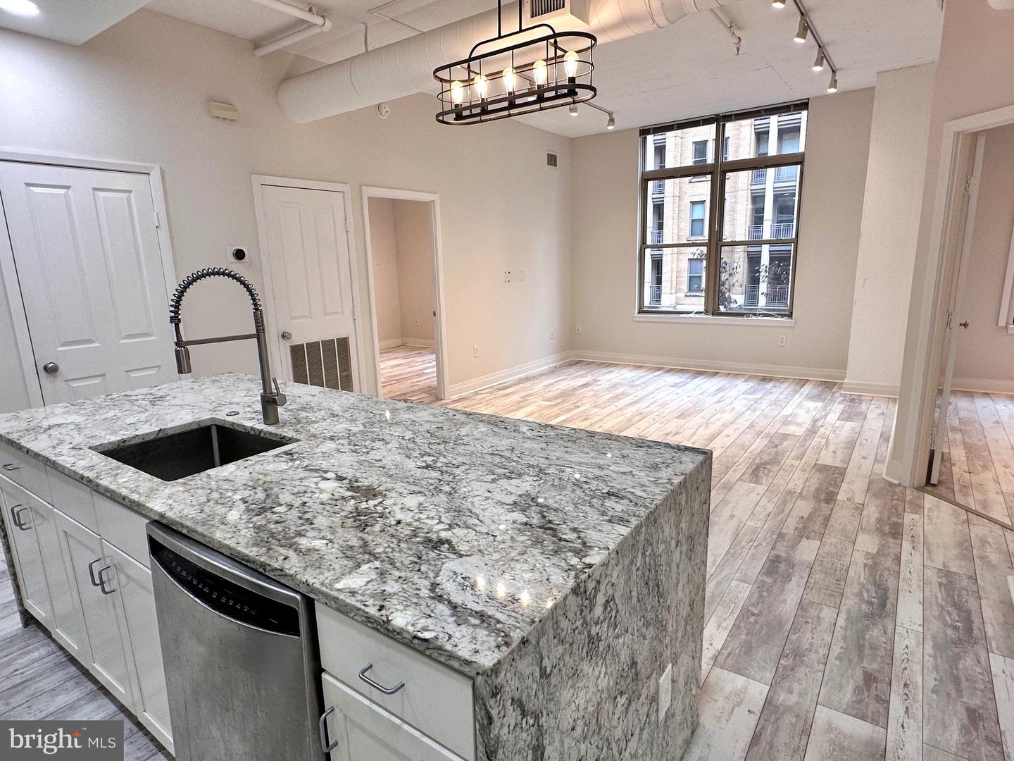 1201 N GARFIELD ST #408, ARLINGTON, Virginia 22201, 2 Bedrooms Bedrooms, ,2 BathroomsBathrooms,Residential,For sale,1201 N GARFIELD ST #408,VAAR2065762 MLS # VAAR2065762