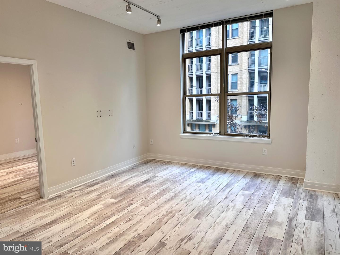 1201 N GARFIELD ST #408, ARLINGTON, Virginia 22201, 2 Bedrooms Bedrooms, ,2 BathroomsBathrooms,Residential,For sale,1201 N GARFIELD ST #408,VAAR2065762 MLS # VAAR2065762