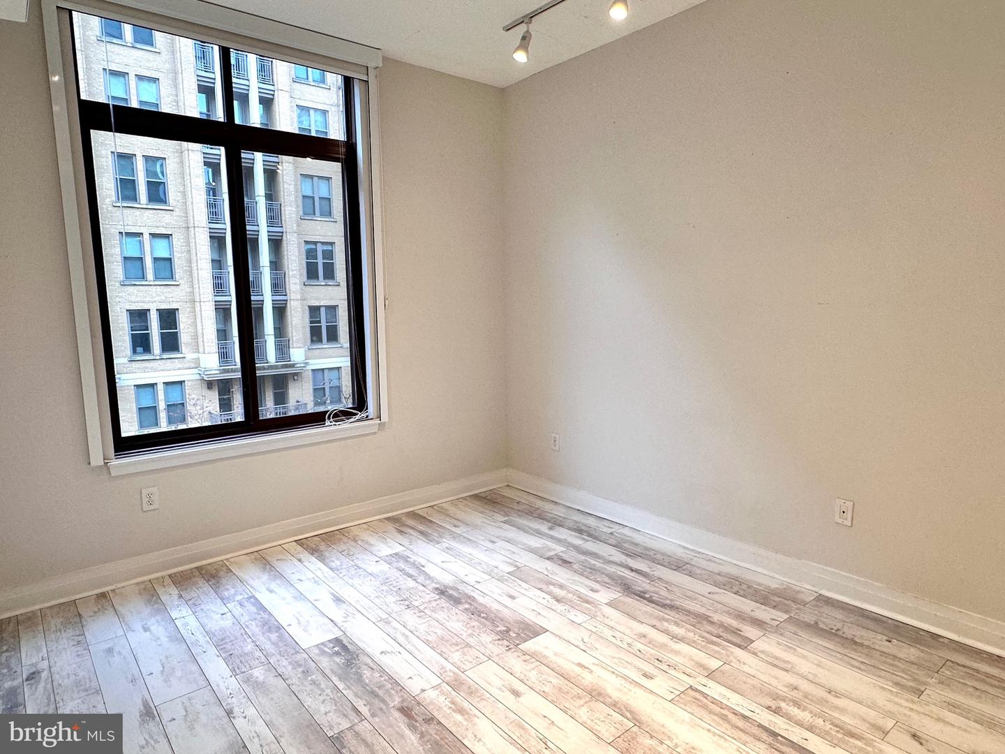 1201 N GARFIELD ST #408, ARLINGTON, Virginia 22201, 2 Bedrooms Bedrooms, ,2 BathroomsBathrooms,Residential,For sale,1201 N GARFIELD ST #408,VAAR2065762 MLS # VAAR2065762