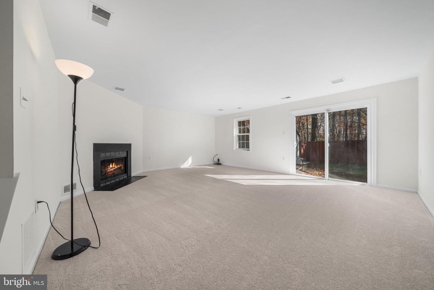 5658 SUTHERLAND CT, BURKE, Virginia 22015, 3 Bedrooms Bedrooms, ,3 BathroomsBathrooms,Residential,For sale,5658 SUTHERLAND CT,VAFX2278194 MLS # VAFX2278194