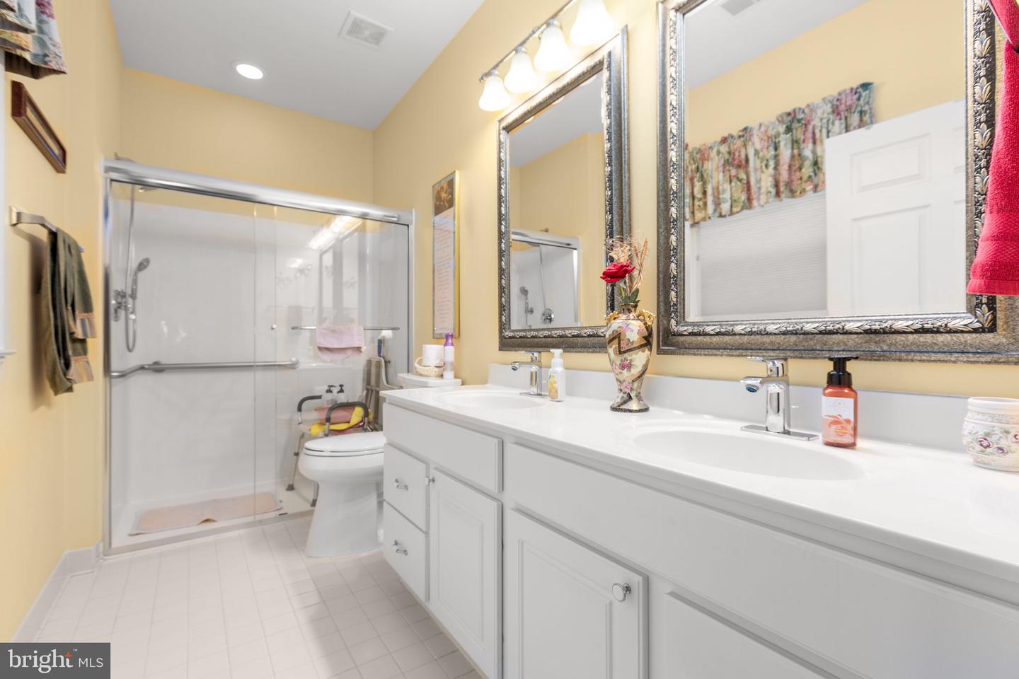 164 BRIDGEWATER CIR, FREDERICKSBURG, Virginia 22406, 4 Bedrooms Bedrooms, ,4 BathroomsBathrooms,Residential,For sale,164 BRIDGEWATER CIR,VAST2044168 MLS # VAST2044168