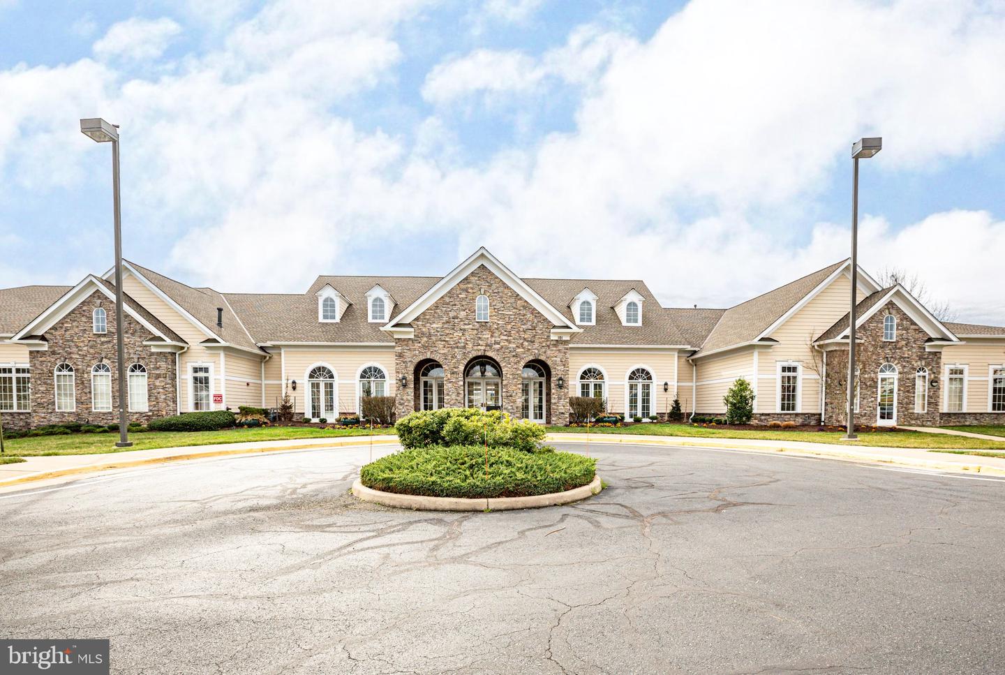 164 BRIDGEWATER CIR, FREDERICKSBURG, Virginia 22406, 4 Bedrooms Bedrooms, ,4 BathroomsBathrooms,Residential,For sale,164 BRIDGEWATER CIR,VAST2044168 MLS # VAST2044168