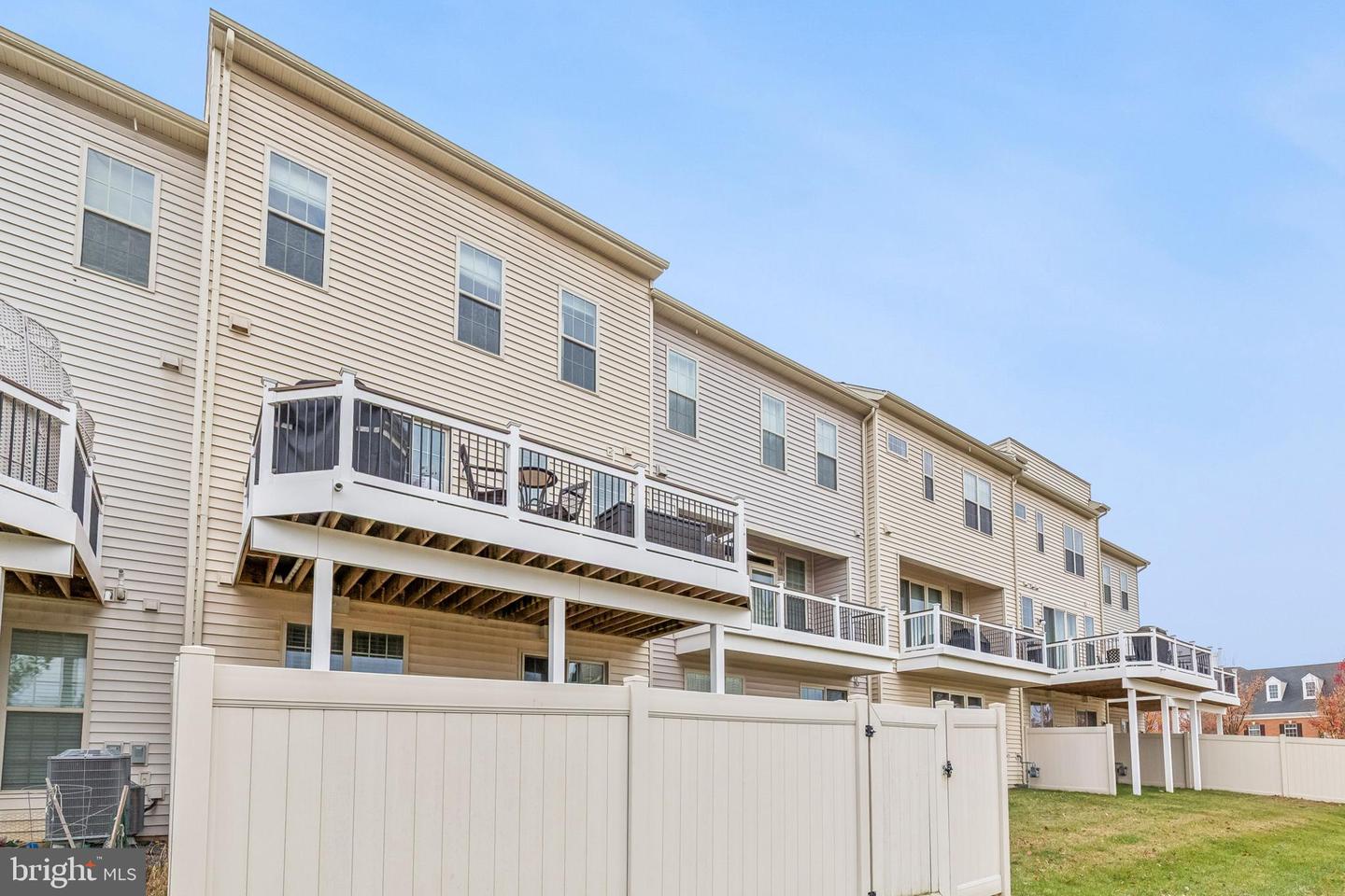 23747 HOPEWELL MANOR TER, ASHBURN, Virginia 20148, 4 Bedrooms Bedrooms, ,4 BathroomsBathrooms,Residential,For sale,23747 HOPEWELL MANOR TER,VALO2110958 MLS # VALO2110958