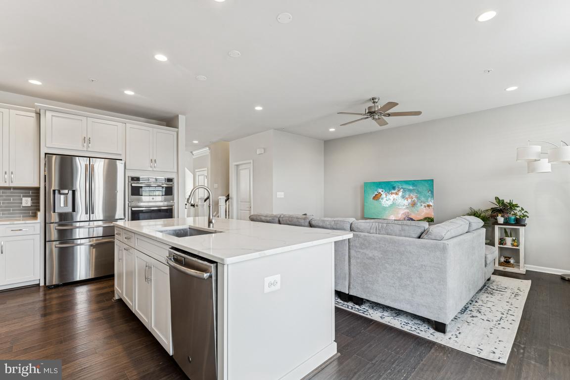 23747 HOPEWELL MANOR TER, ASHBURN, Virginia 20148, 4 Bedrooms Bedrooms, ,4 BathroomsBathrooms,Residential,For sale,23747 HOPEWELL MANOR TER,VALO2110958 MLS # VALO2110958