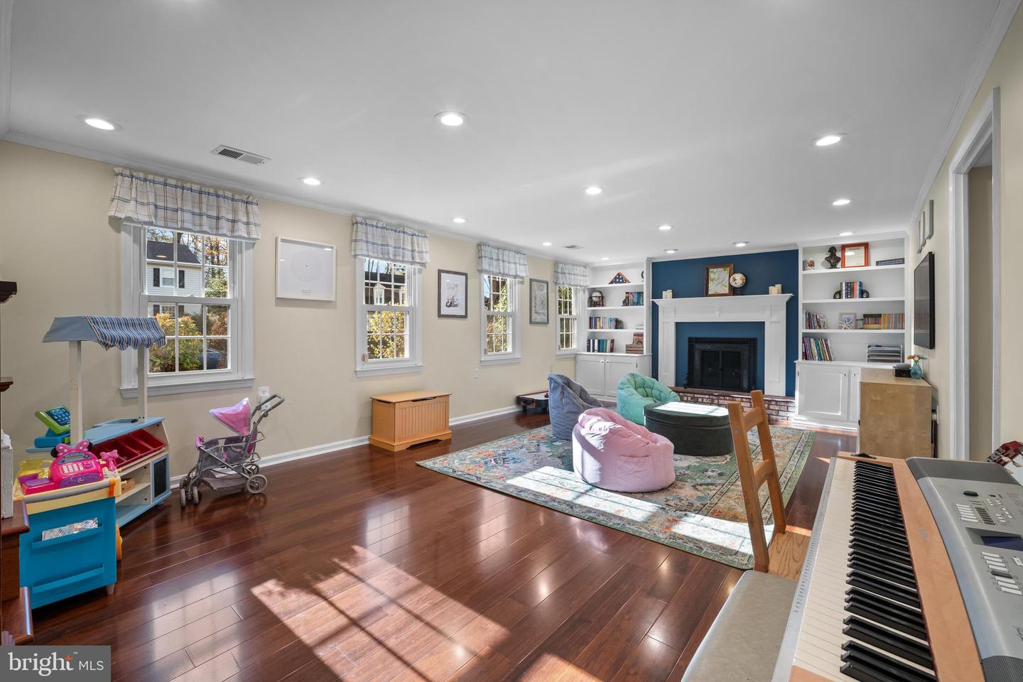 10708 RIPPON LODGE DR, FAIRFAX, Virginia 22032, 4 Bedrooms Bedrooms, ,3 BathroomsBathrooms,Residential,For sale,10708 RIPPON LODGE DR,VAFX2278388 MLS # VAFX2278388