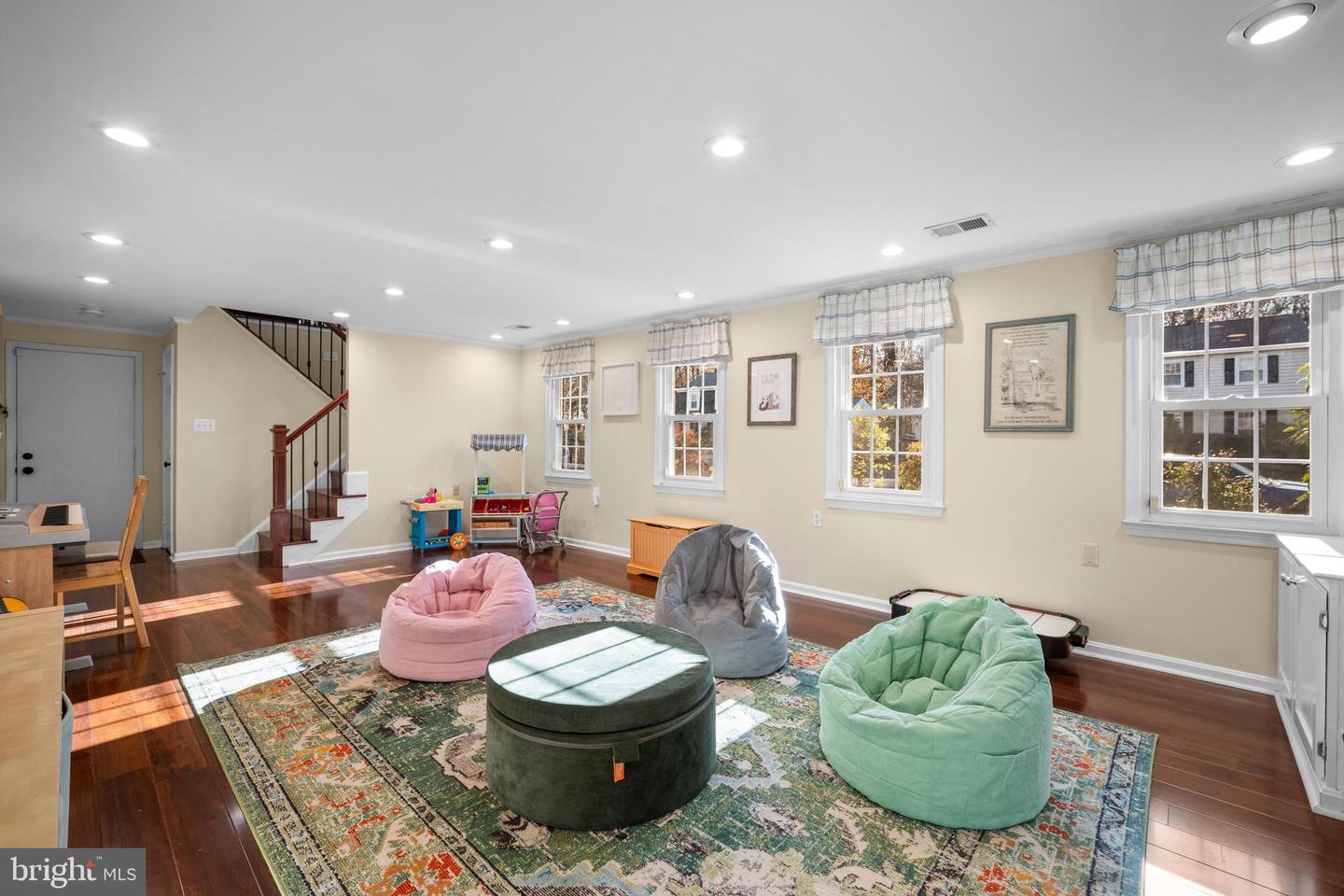 10708 RIPPON LODGE DR, FAIRFAX, Virginia 22032, 4 Bedrooms Bedrooms, ,3 BathroomsBathrooms,Residential,For sale,10708 RIPPON LODGE DR,VAFX2278388 MLS # VAFX2278388