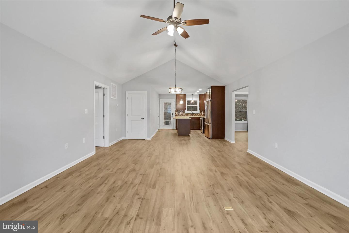 401 BRAGG DR, FRONT ROYAL, Virginia 22630, 3 Bedrooms Bedrooms, 10 Rooms Rooms,3 BathroomsBathrooms,Residential,For sale,401 BRAGG DR,VAWR2012750 MLS # VAWR2012750