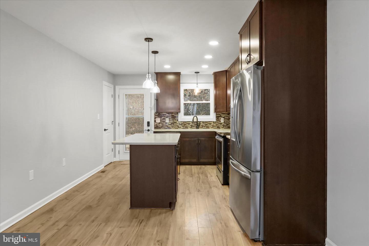 401 BRAGG DR, FRONT ROYAL, Virginia 22630, 3 Bedrooms Bedrooms, 10 Rooms Rooms,3 BathroomsBathrooms,Residential,For sale,401 BRAGG DR,VAWR2012750 MLS # VAWR2012750