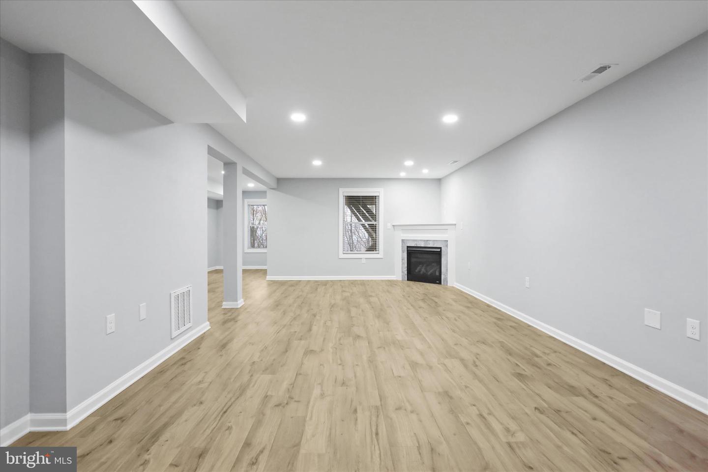 401 BRAGG DR, FRONT ROYAL, Virginia 22630, 3 Bedrooms Bedrooms, 10 Rooms Rooms,3 BathroomsBathrooms,Residential,For sale,401 BRAGG DR,VAWR2012750 MLS # VAWR2012750