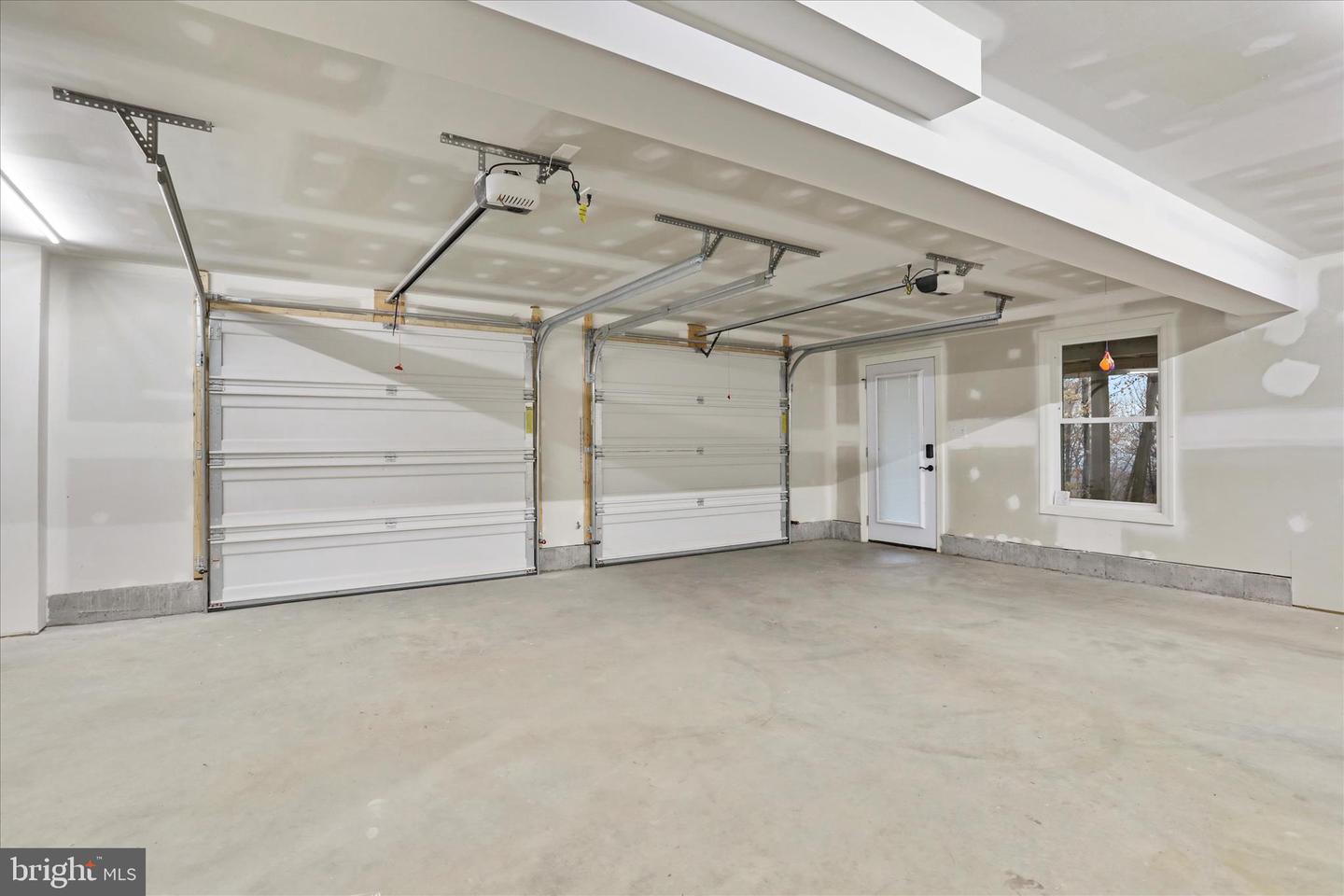 401 BRAGG DR, FRONT ROYAL, Virginia 22630, 3 Bedrooms Bedrooms, 10 Rooms Rooms,3 BathroomsBathrooms,Residential,For sale,401 BRAGG DR,VAWR2012750 MLS # VAWR2012750