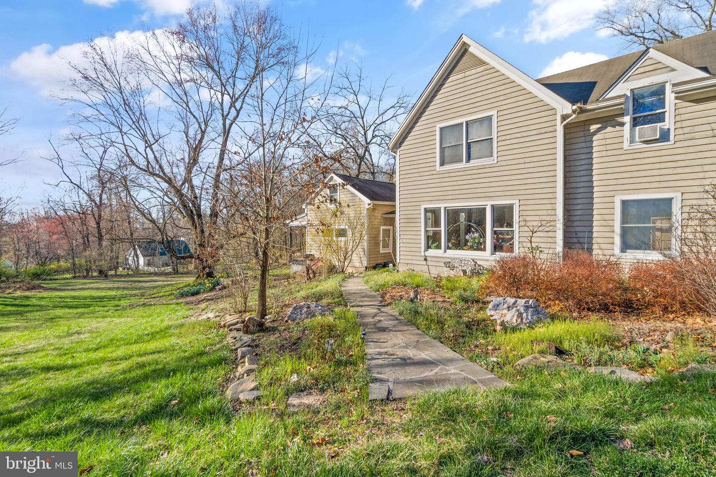 38164 STEVENS RD, LOVETTSVILLE, Virginia 20180, 3 Bedrooms Bedrooms, ,2 BathroomsBathrooms,Residential,For sale,38164 STEVENS RD,VALO2110886 MLS # VALO2110886