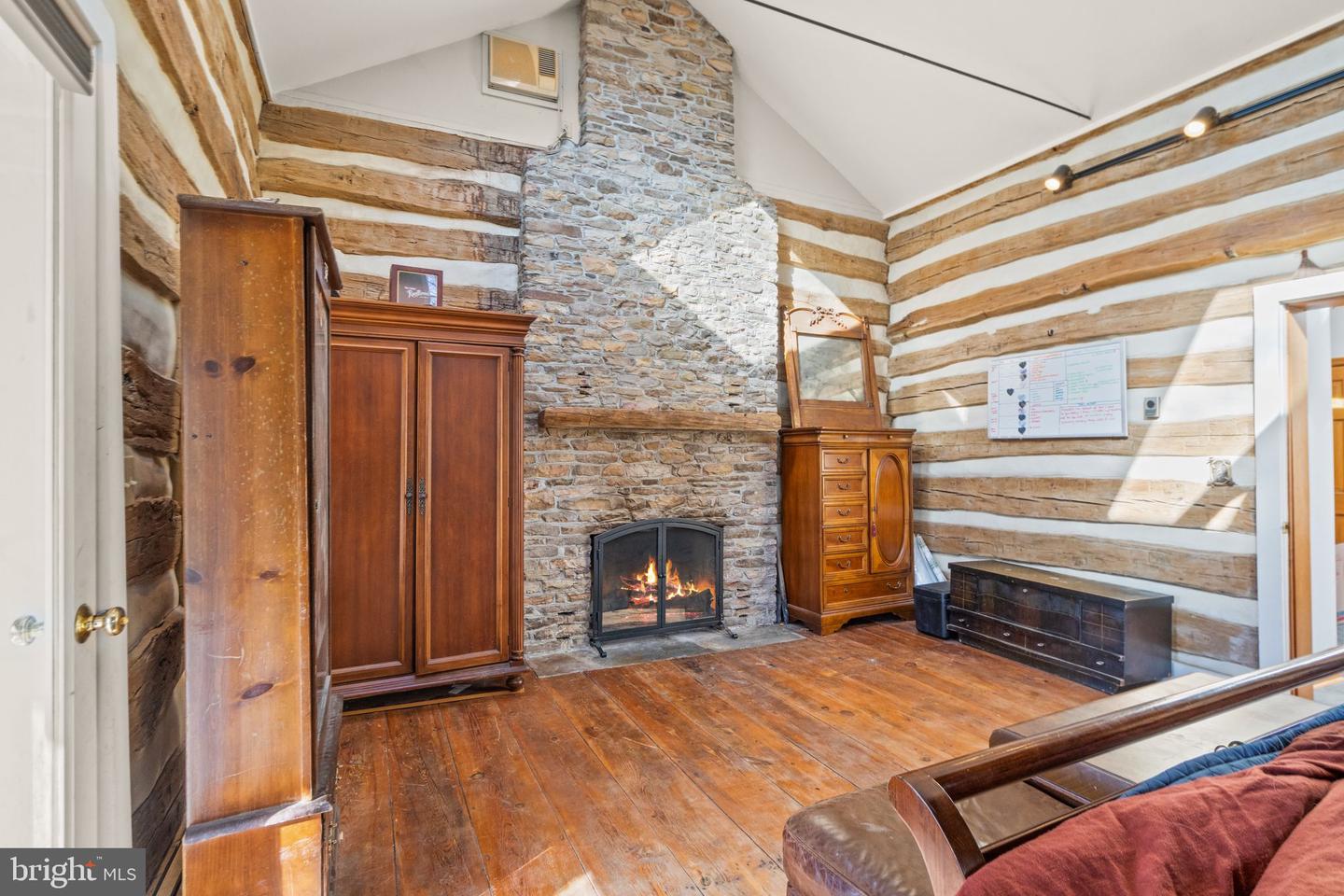 38164 STEVENS RD, LOVETTSVILLE, Virginia 20180, 3 Bedrooms Bedrooms, ,2 BathroomsBathrooms,Residential,For sale,38164 STEVENS RD,VALO2110886 MLS # VALO2110886