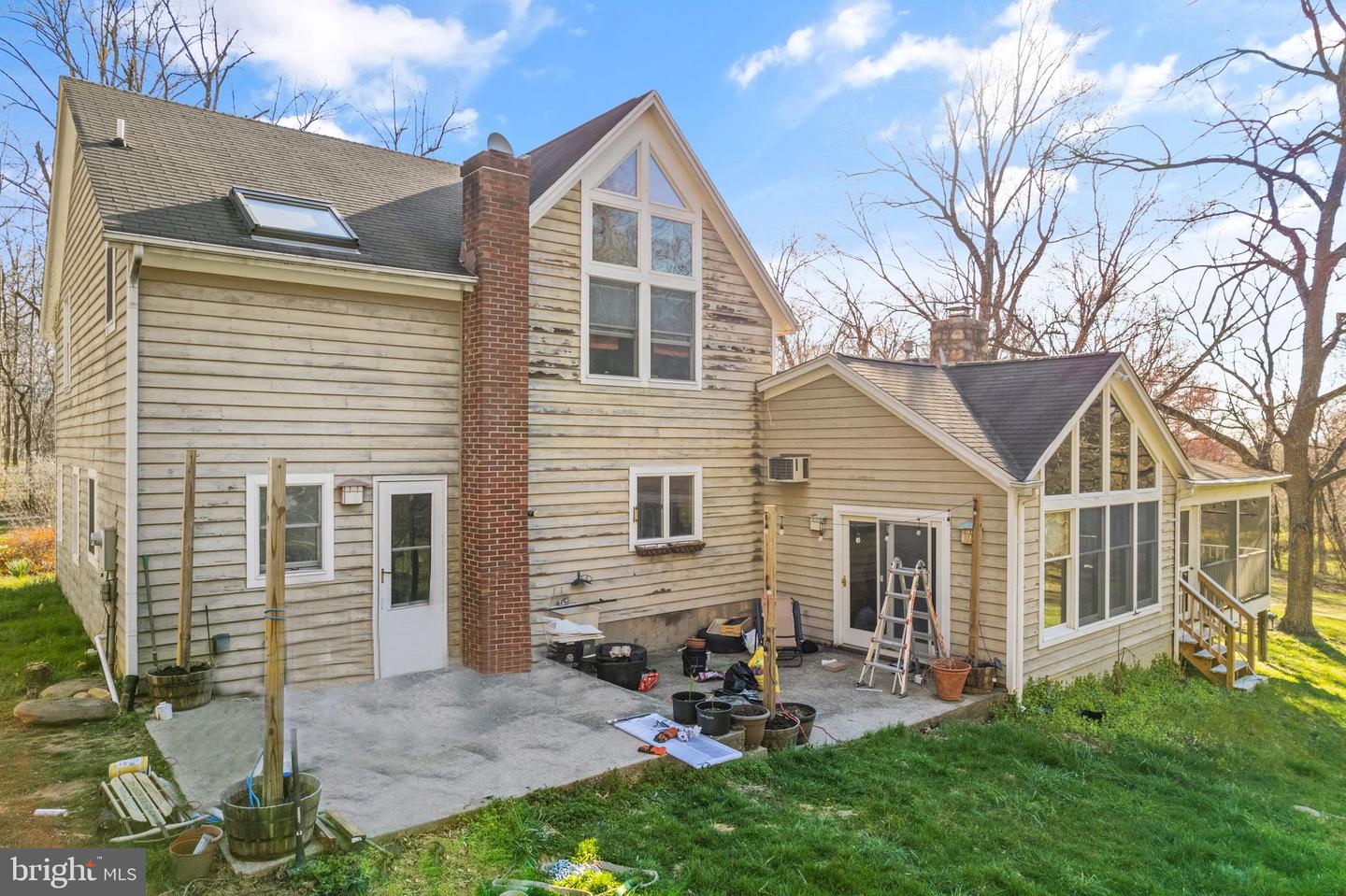 38164 STEVENS RD, LOVETTSVILLE, Virginia 20180, 3 Bedrooms Bedrooms, ,2 BathroomsBathrooms,Residential,For sale,38164 STEVENS RD,VALO2110886 MLS # VALO2110886