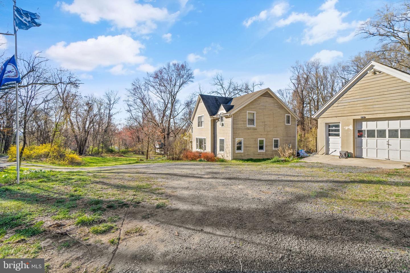 38164 STEVENS RD, LOVETTSVILLE, Virginia 20180, 3 Bedrooms Bedrooms, ,2 BathroomsBathrooms,Residential,For sale,38164 STEVENS RD,VALO2110886 MLS # VALO2110886