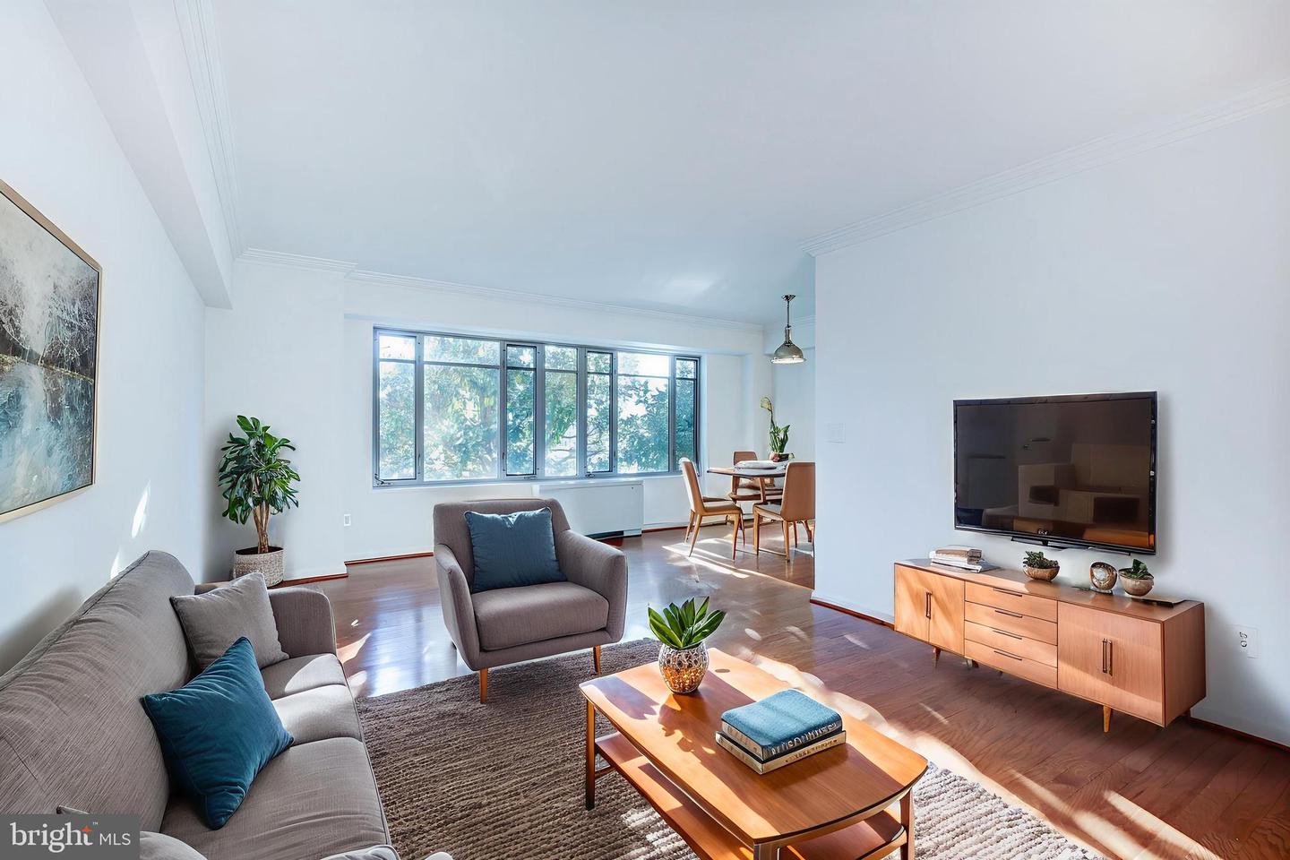 1711 MASSACHUSETTS AVE NW #408, WASHINGTON, District Of Columbia 20036, 1 Bedroom Bedrooms, ,1 BathroomBathrooms,Residential,For sale,1711 MASSACHUSETTS AVE NW #408,DCDC2231166 MLS # DCDC2231166