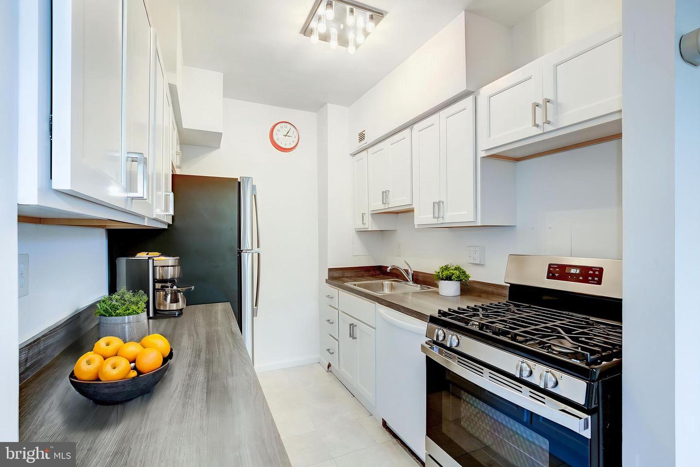 1711 MASSACHUSETTS AVE NW #408, WASHINGTON, District Of Columbia 20036, 1 Bedroom Bedrooms, ,1 BathroomBathrooms,Residential,For sale,1711 MASSACHUSETTS AVE NW #408,DCDC2231166 MLS # DCDC2231166