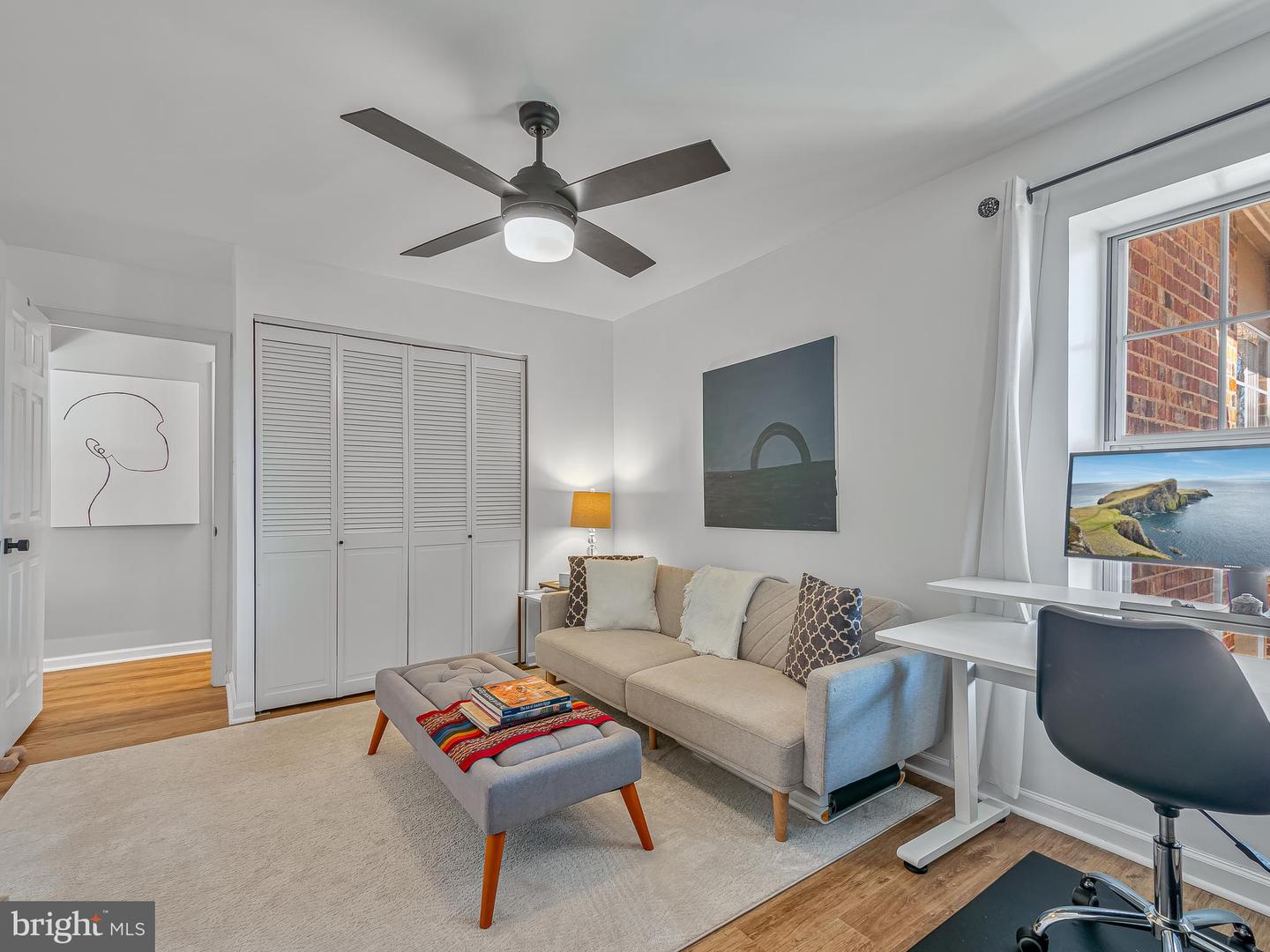 1914 WILSON LN #202, MCLEAN, Virginia 22102, 2 Bedrooms Bedrooms, ,1 BathroomBathrooms,Residential,For sale,1914 WILSON LN #202,VAFX2278552 MLS # VAFX2278552