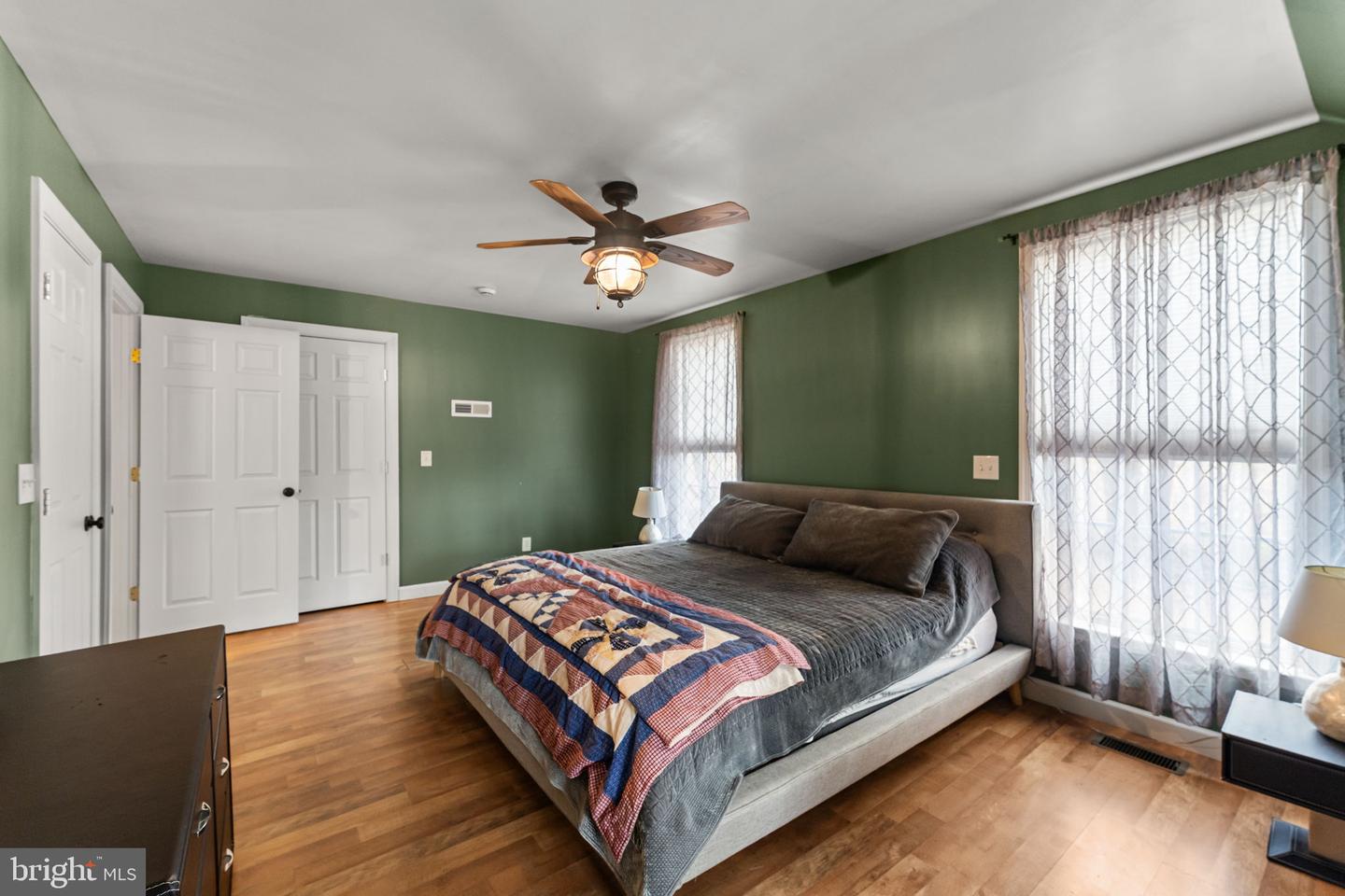 14555 LEE HWY, AMISSVILLE, Virginia 20106, 4 Bedrooms Bedrooms, ,4 BathroomsBathrooms,Residential,For sale,14555 LEE HWY,VARP2002390 MLS # VARP2002390