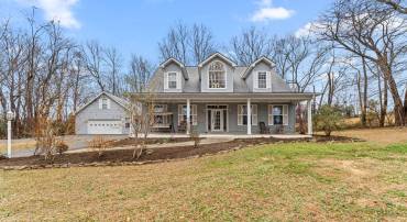 14555 LEE HWY, AMISSVILLE, Virginia 20106, 4 Bedrooms Bedrooms, ,4 BathroomsBathrooms,Residential,For sale,14555 LEE HWY,VARP2002390 MLS # VARP2002390