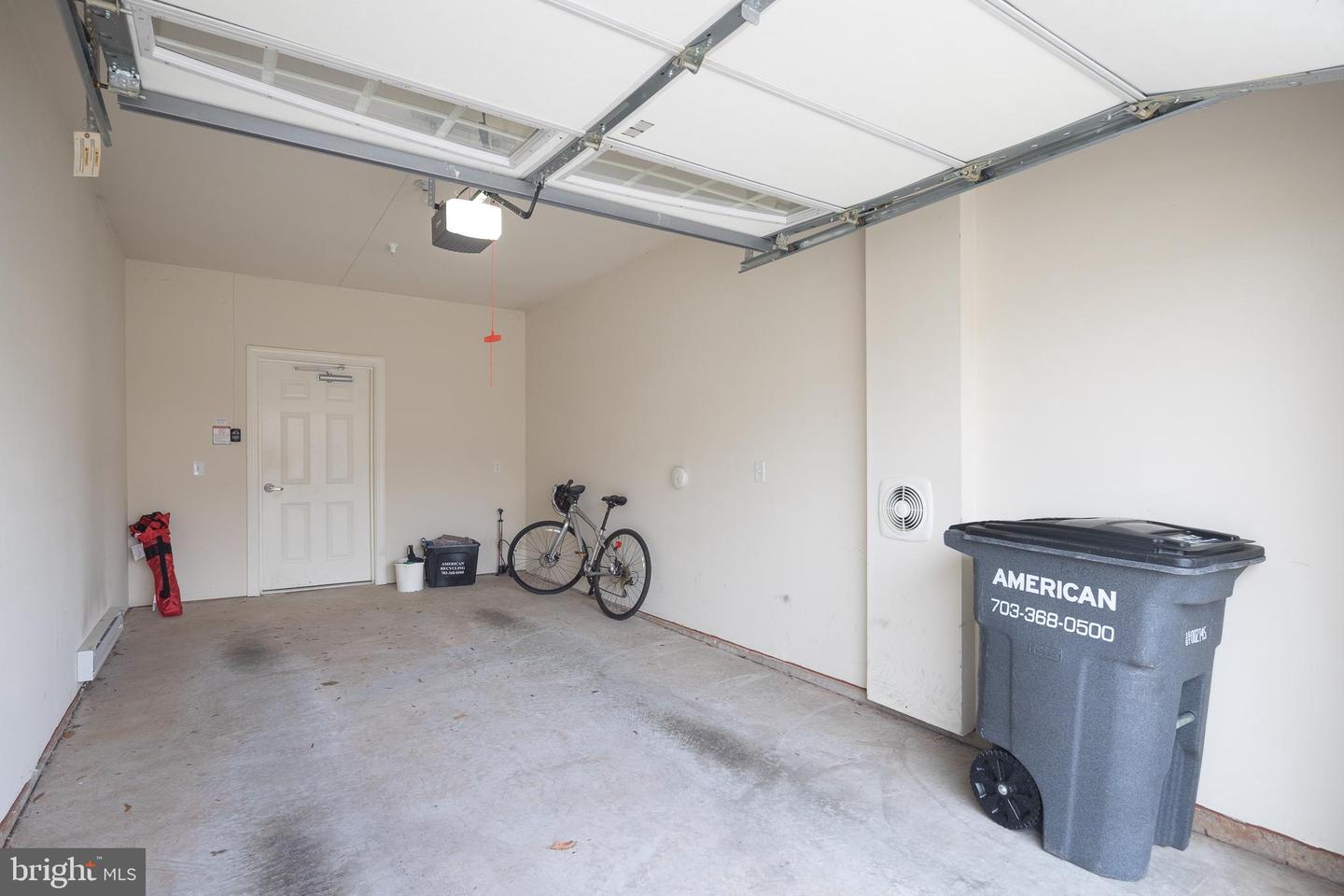 15100 HEATHER MILL LN #407, HAYMARKET, Virginia 20169, 2 Bedrooms Bedrooms, 7 Rooms Rooms,2 BathroomsBathrooms,Residential,For sale,15100 HEATHER MILL LN #407,VAPW2107710 MLS # VAPW2107710