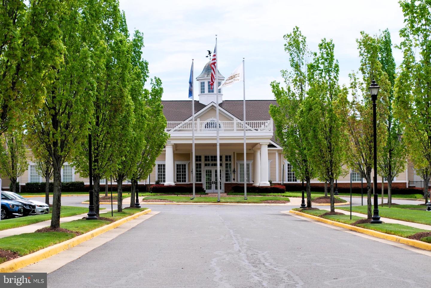 15100 HEATHER MILL LN #407, HAYMARKET, Virginia 20169, 2 Bedrooms Bedrooms, 7 Rooms Rooms,2 BathroomsBathrooms,Residential,For sale,15100 HEATHER MILL LN #407,VAPW2107710 MLS # VAPW2107710