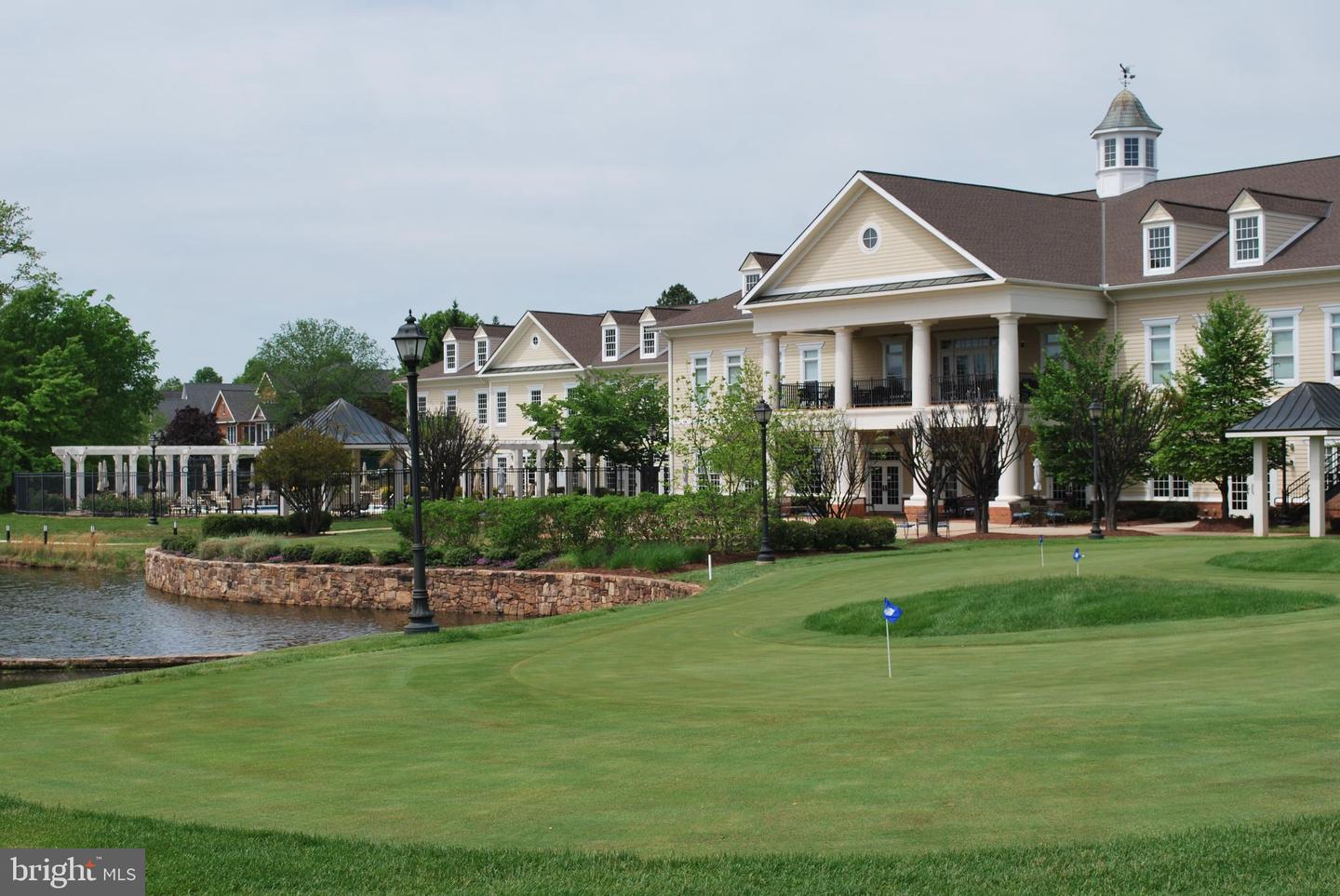 15100 HEATHER MILL LN #407, HAYMARKET, Virginia 20169, 2 Bedrooms Bedrooms, 7 Rooms Rooms,2 BathroomsBathrooms,Residential,For sale,15100 HEATHER MILL LN #407,VAPW2107710 MLS # VAPW2107710