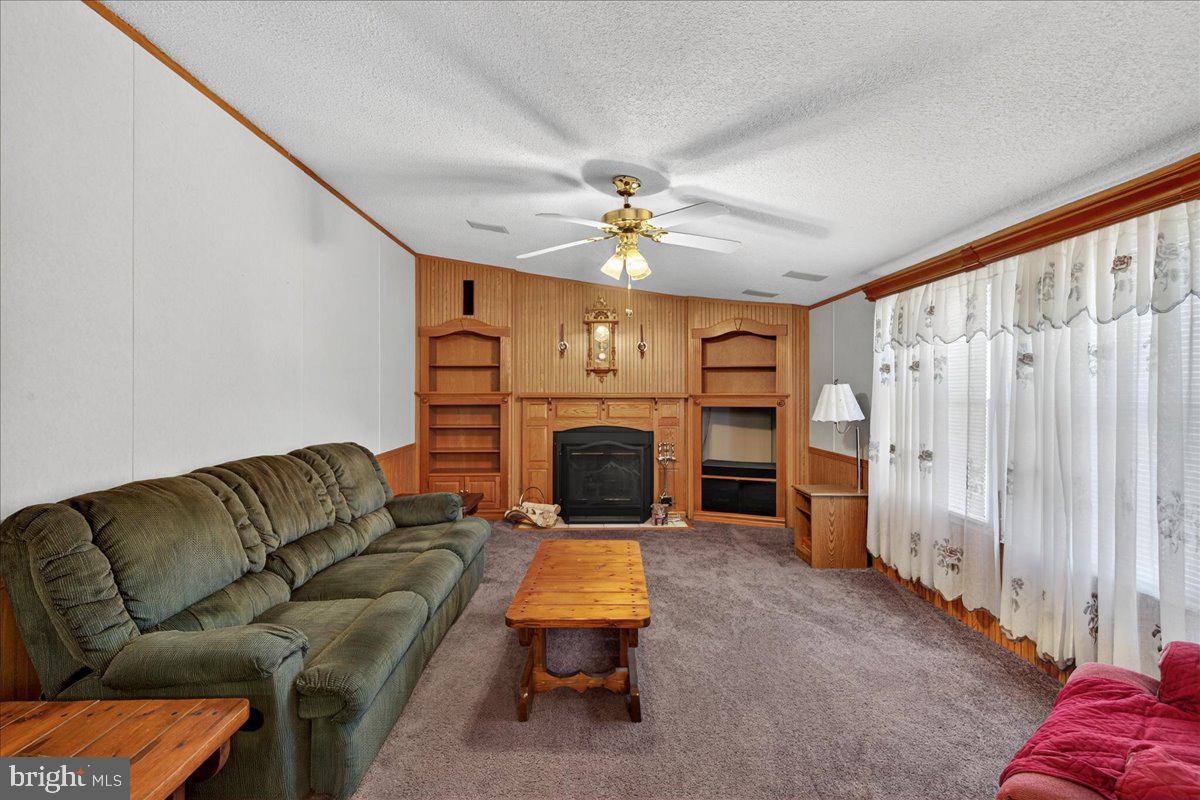 220 CHALKLEVEL RD, LOUISA, Virginia 23093, 3 Bedrooms Bedrooms, ,2 BathroomsBathrooms,Residential,For sale,220 CHALKLEVEL RD,VALA2008900 MLS # VALA2008900