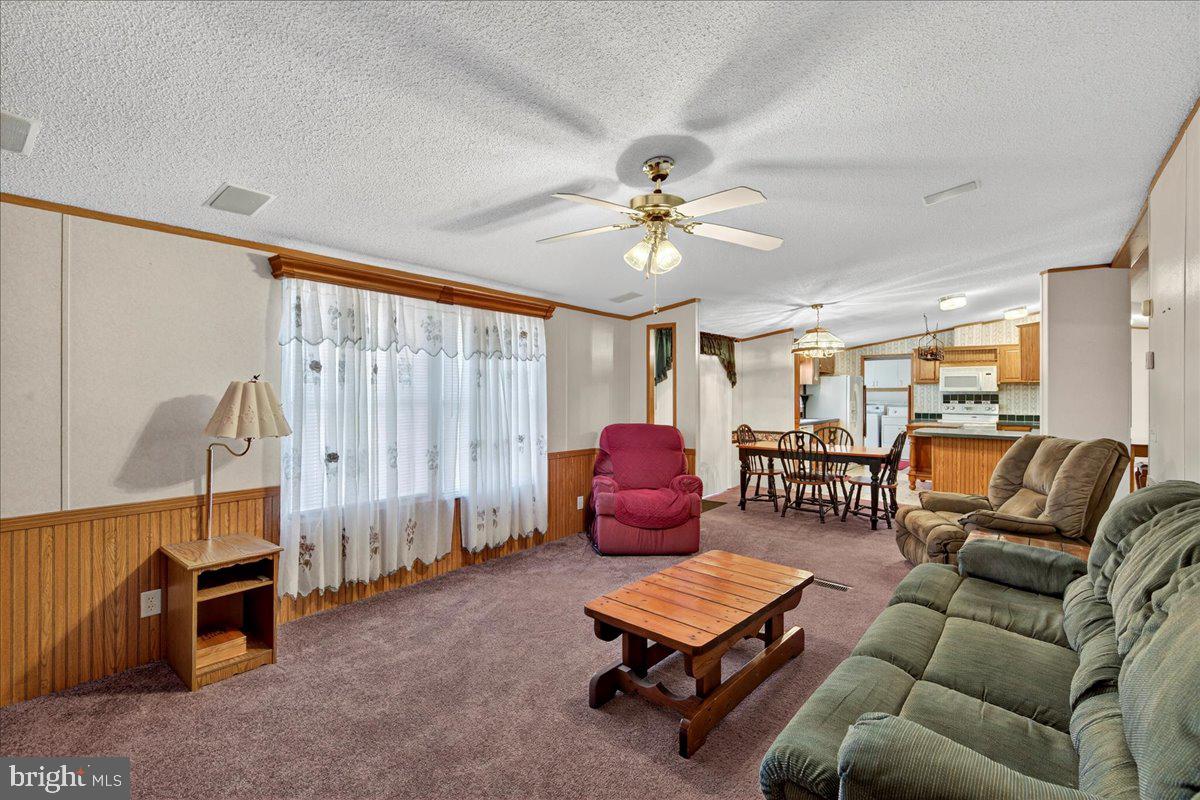 220 CHALKLEVEL RD, LOUISA, Virginia 23093, 3 Bedrooms Bedrooms, ,2 BathroomsBathrooms,Residential,For sale,220 CHALKLEVEL RD,VALA2008900 MLS # VALA2008900