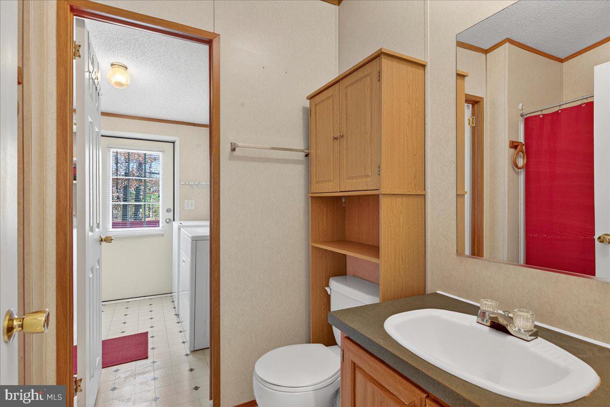 220 CHALKLEVEL RD, LOUISA, Virginia 23093, 3 Bedrooms Bedrooms, ,2 BathroomsBathrooms,Residential,For sale,220 CHALKLEVEL RD,VALA2008900 MLS # VALA2008900