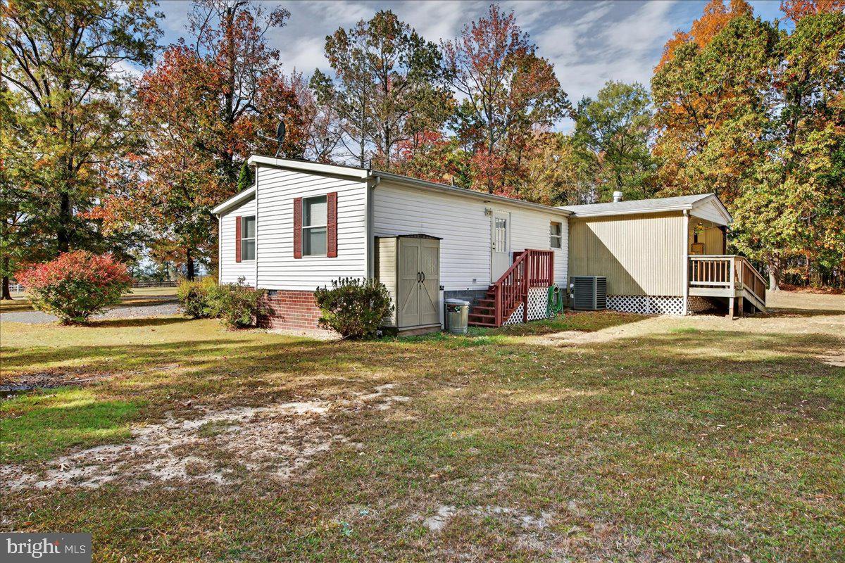 220 CHALKLEVEL RD, LOUISA, Virginia 23093, 3 Bedrooms Bedrooms, ,2 BathroomsBathrooms,Residential,For sale,220 CHALKLEVEL RD,VALA2008900 MLS # VALA2008900