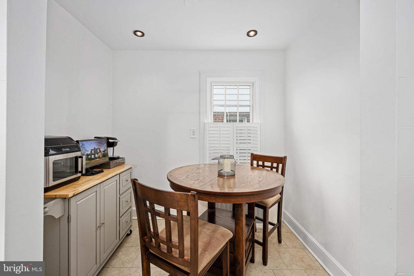 1612 FRANKLIN ST, FREDERICKSBURG, Virginia 22401, 3 Bedrooms Bedrooms, ,1 BathroomBathrooms,Residential,For sale,1612 FRANKLIN ST,VAFB2009300 MLS # VAFB2009300