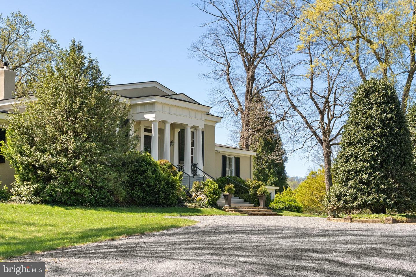 3252 WINCHESTER RD, DELAPLANE, Virginia 20144, 4 Bedrooms Bedrooms, ,5 BathroomsBathrooms,Residential,For sale,3252 WINCHESTER RD,VAFQ2019664 MLS # VAFQ2019664