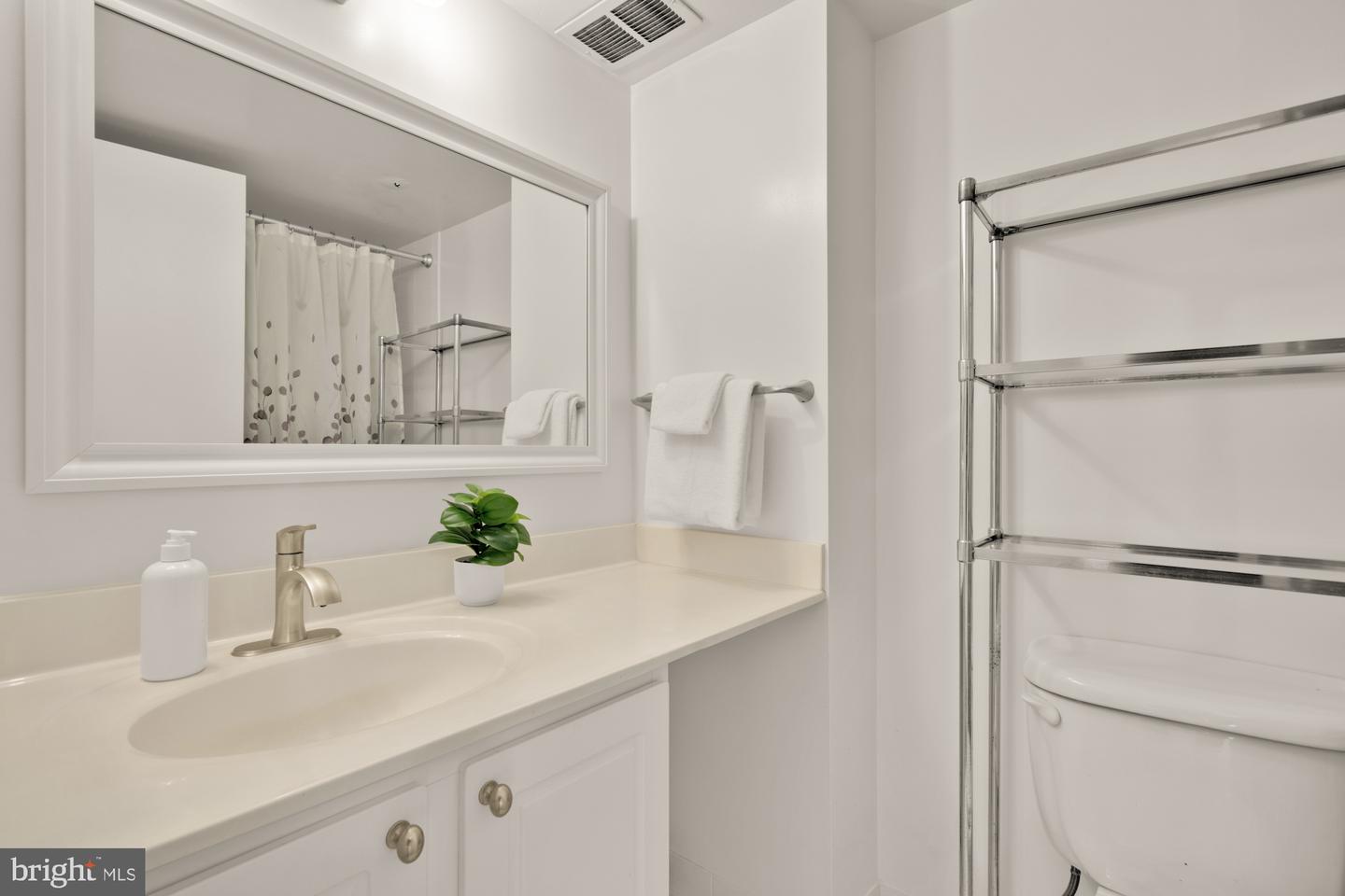 200 N PICKETT ST #304, ALEXANDRIA, Virginia 22304, 2 Bedrooms Bedrooms, ,2 BathroomsBathrooms,Residential,For sale,200 N PICKETT ST #304,VAAX2051740 MLS # VAAX2051740 200 N PICKETT ST #304, ALEXANDRIA, Virginia 22304, 2 Bedrooms Bedrooms, ,2 BathroomsBathrooms,Residential,For sale,200 N PICKETT ST #304,VAAX2051740 MLS # VAAX2051740