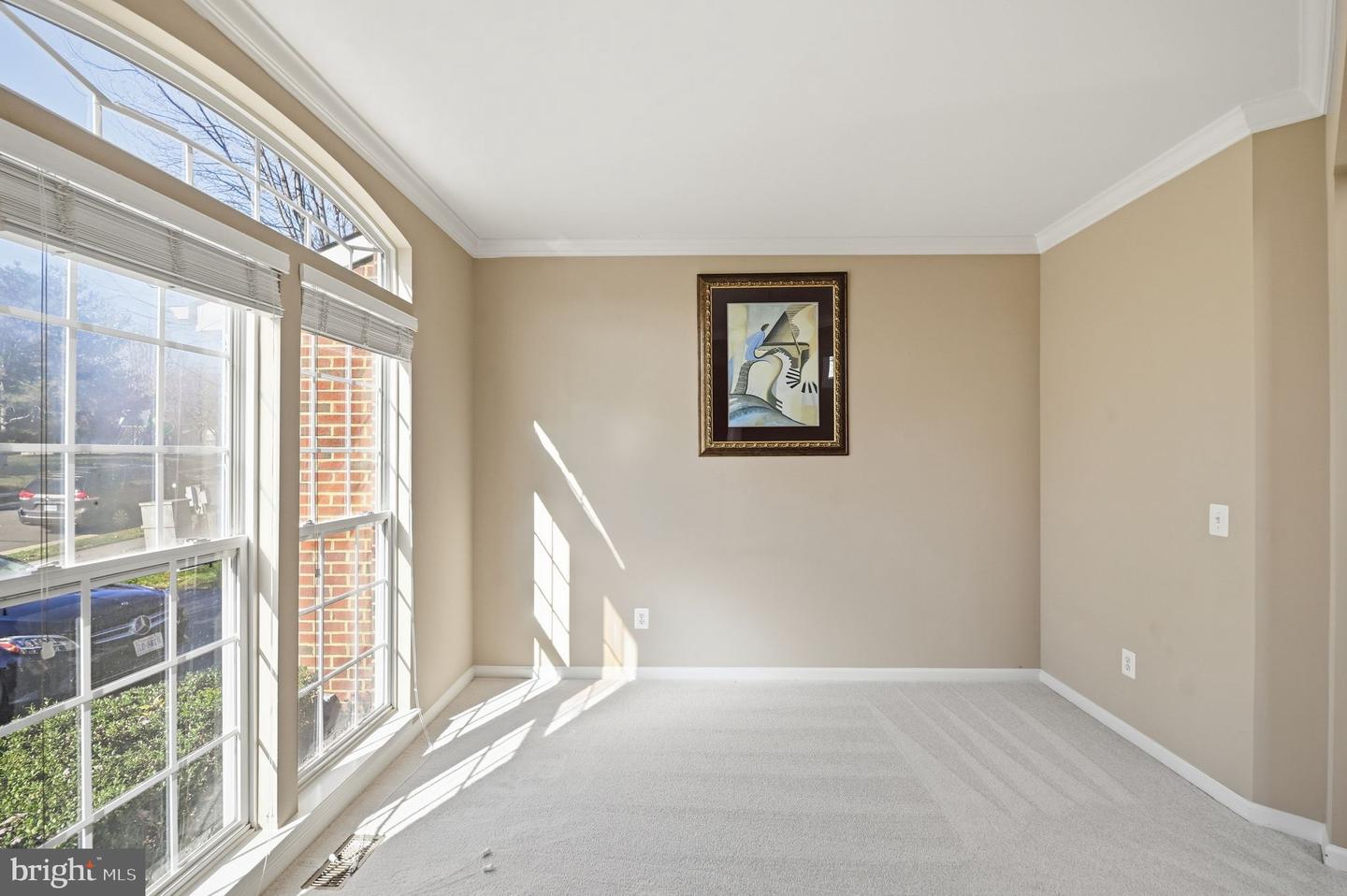 6837 RATHBONE PL, GAINESVILLE, Virginia 20155, 5 Bedrooms Bedrooms, ,3 BathroomsBathrooms,Residential,For sale,6837 RATHBONE PL,VAPW2107692 MLS # VAPW2107692