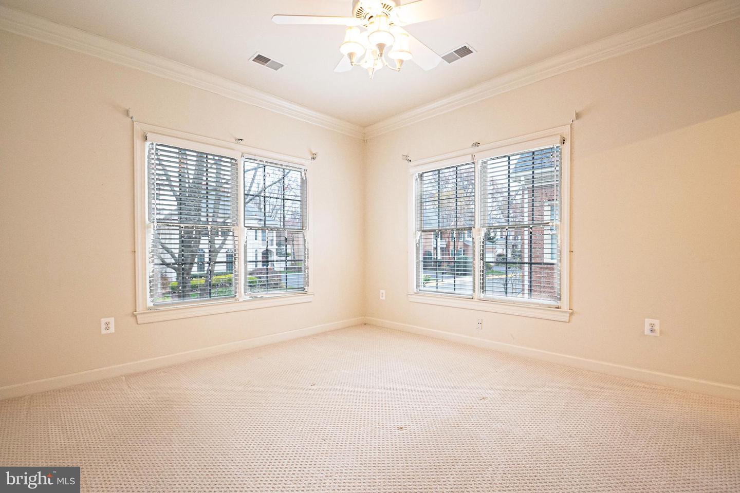 3832 FARRCROFT DR, FAIRFAX, Virginia 22030, 4 Bedrooms Bedrooms, ,4 BathroomsBathrooms,Residential,For sale,3832 FARRCROFT DR,VAFC2007392 MLS # VAFC2007392 3832 FARRCROFT DR, FAIRFAX, Virginia 22030, 4 Bedrooms Bedrooms, ,4 BathroomsBathrooms,Residential,For sale,3832 FARRCROFT DR,VAFC2007392 MLS # VAFC2007392