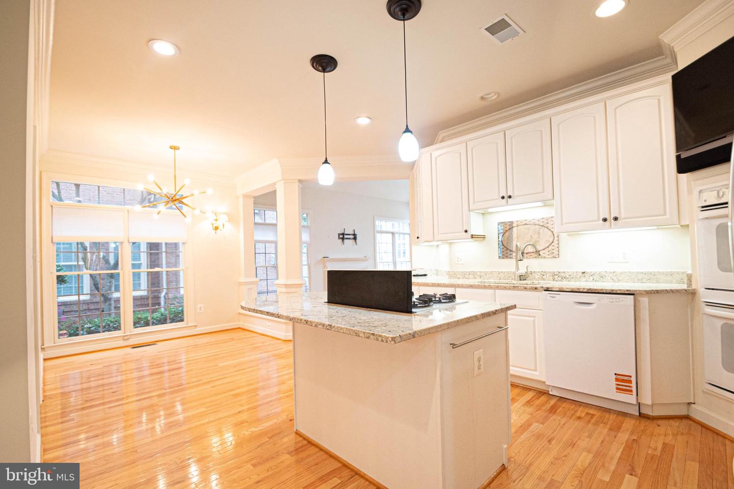 3832 FARRCROFT DR, FAIRFAX, Virginia 22030, 4 Bedrooms Bedrooms, ,4 BathroomsBathrooms,Residential,For sale,3832 FARRCROFT DR,VAFC2007392 MLS # VAFC2007392 3832 FARRCROFT DR, FAIRFAX, Virginia 22030, 4 Bedrooms Bedrooms, ,4 BathroomsBathrooms,Residential,For sale,3832 FARRCROFT DR,VAFC2007392 MLS # VAFC2007392