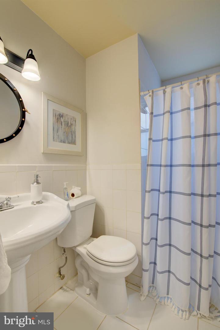 4103 IVANHOE LN, ALEXANDRIA, Virginia 22310, 5 Bedrooms Bedrooms, ,2 BathroomsBathrooms,Residential,For sale,4103 IVANHOE LN,VAFX2279132 MLS # VAFX2279132