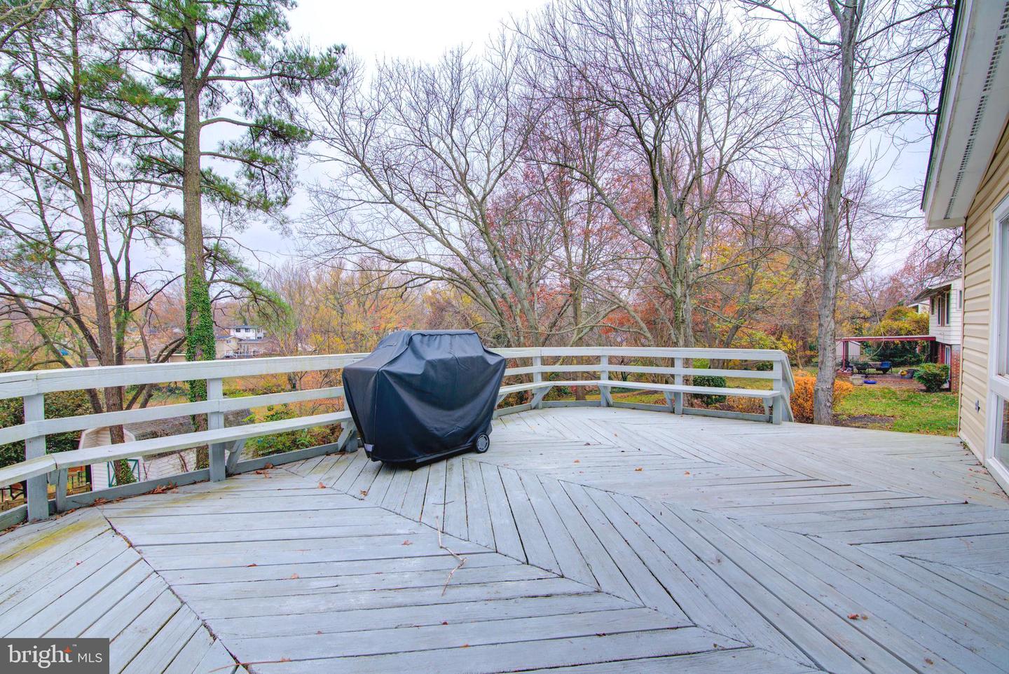 4103 IVANHOE LN, ALEXANDRIA, Virginia 22310, 5 Bedrooms Bedrooms, ,2 BathroomsBathrooms,Residential,For sale,4103 IVANHOE LN,VAFX2279132 MLS # VAFX2279132