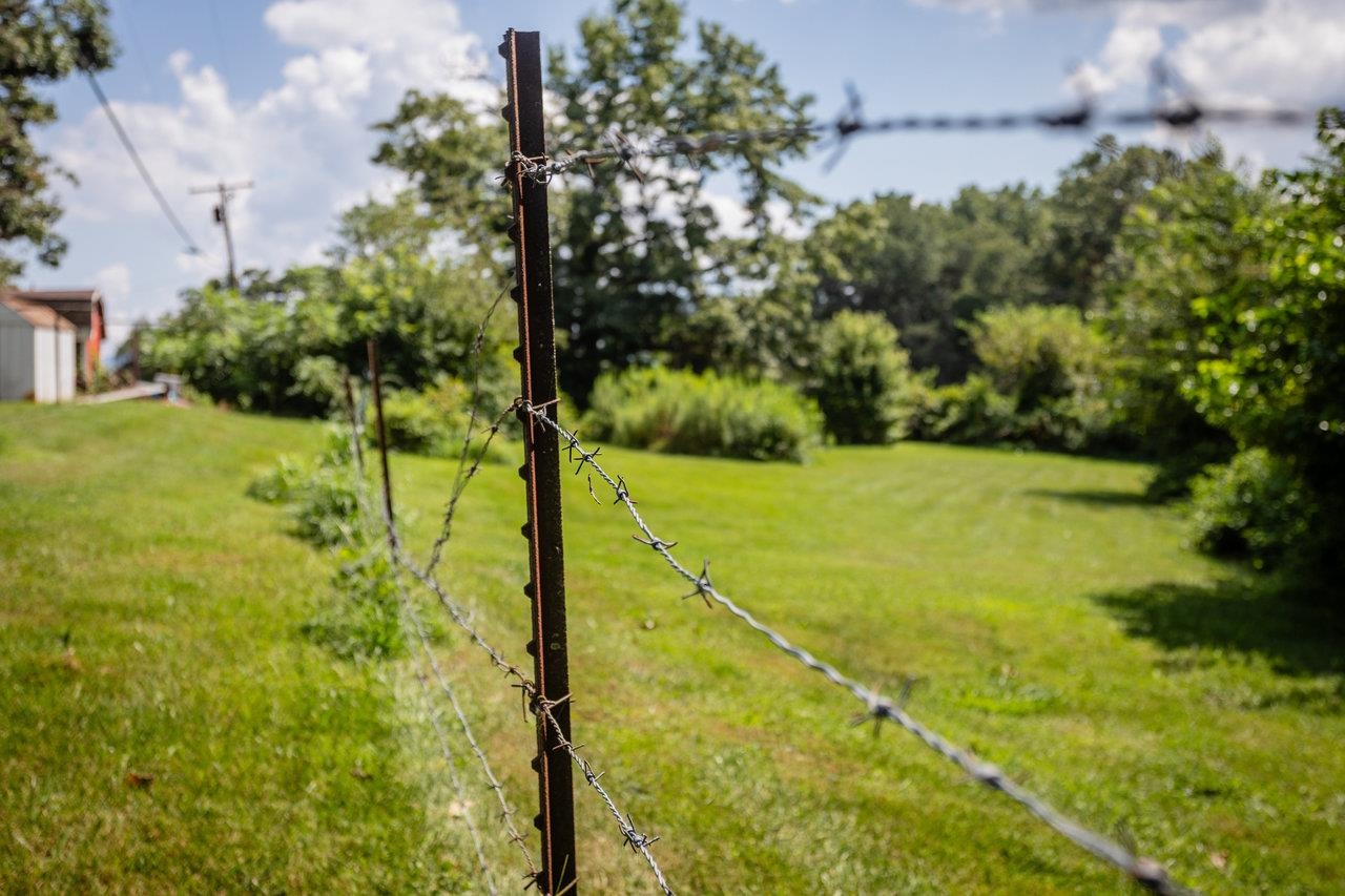 1557 RINACAS CORNER RD, SHENANDOAH, Virginia 22849, 2 Bedrooms Bedrooms, ,1 BathroomBathrooms,Residential,1557 RINACAS CORNER RD,668057 MLS # 668057 1557 RINACAS CORNER RD, SHENANDOAH, Virginia 22849, 2 Bedrooms Bedrooms, ,1 BathroomBathrooms,Residential,1557 RINACAS CORNER RD,668057 MLS # 668057