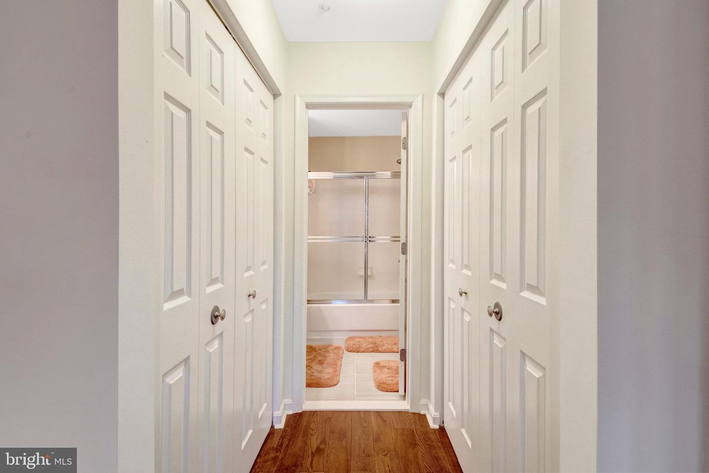 4311 RUNABOUT LN #90, FAIRFAX, Virginia 22030, 3 Bedrooms Bedrooms, ,2 BathroomsBathrooms,Residential,For sale,4311 RUNABOUT LN #90,VAFX2279164 MLS # VAFX2279164 4311 RUNABOUT LN #90, FAIRFAX, Virginia 22030, 3 Bedrooms Bedrooms, ,2 BathroomsBathrooms,Residential,For sale,4311 RUNABOUT LN #90,VAFX2279164 MLS # VAFX2279164