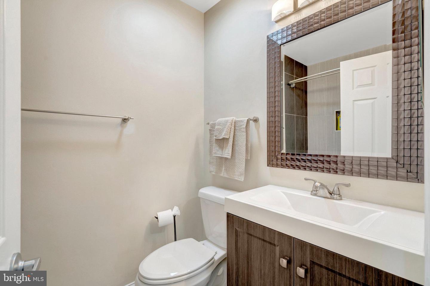 4311 RUNABOUT LN #90, FAIRFAX, Virginia 22030, 3 Bedrooms Bedrooms, ,2 BathroomsBathrooms,Residential,For sale,4311 RUNABOUT LN #90,VAFX2279164 MLS # VAFX2279164 4311 RUNABOUT LN #90, FAIRFAX, Virginia 22030, 3 Bedrooms Bedrooms, ,2 BathroomsBathrooms,Residential,For sale,4311 RUNABOUT LN #90,VAFX2279164 MLS # VAFX2279164