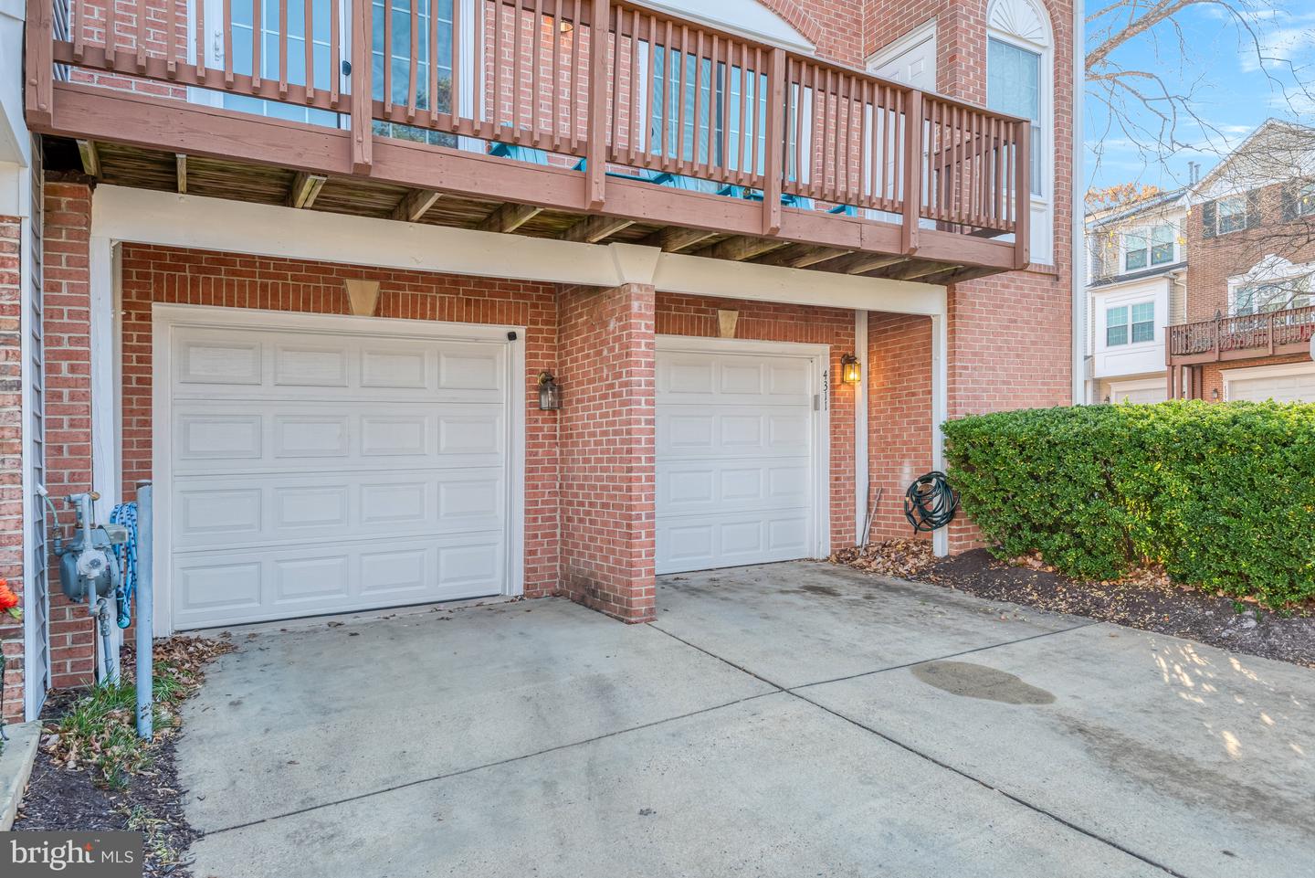 4311 RUNABOUT LN #90, FAIRFAX, Virginia 22030, 3 Bedrooms Bedrooms, ,2 BathroomsBathrooms,Residential,For sale,4311 RUNABOUT LN #90,VAFX2279164 MLS # VAFX2279164 4311 RUNABOUT LN #90, FAIRFAX, Virginia 22030, 3 Bedrooms Bedrooms, ,2 BathroomsBathrooms,Residential,For sale,4311 RUNABOUT LN #90,VAFX2279164 MLS # VAFX2279164